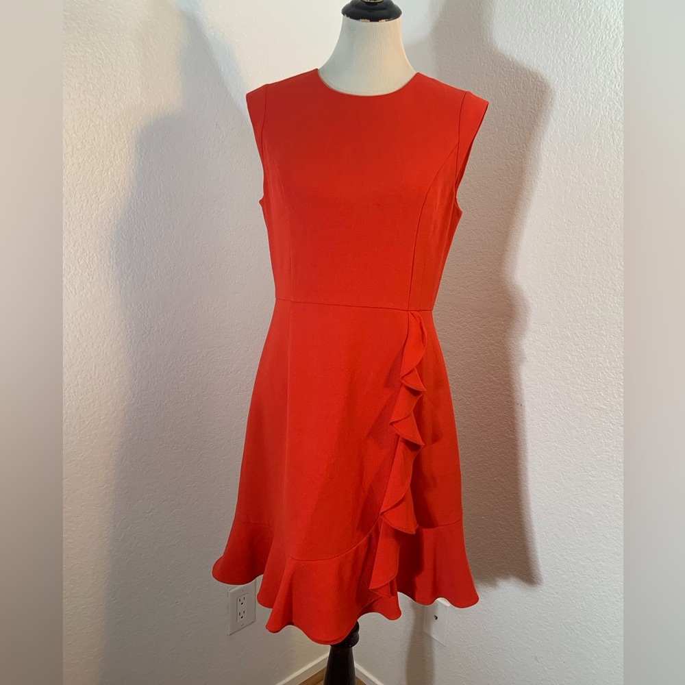 🌹New Listing🌹EUC Vince Camuto Red Ruffle Sleeveless Dress